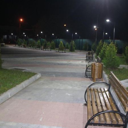 Guest House "Sulo" Kobuleti Bagian luar foto
