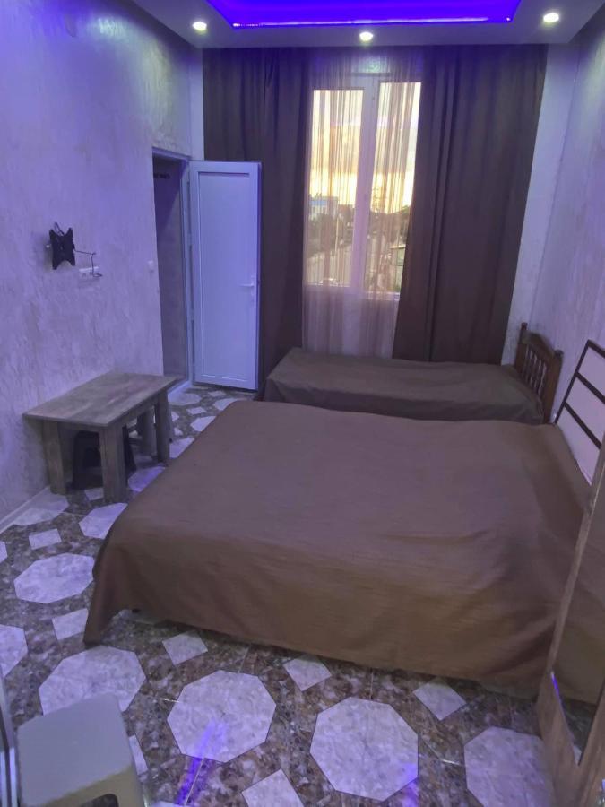 Guest House "Sulo" Kobuleti Bagian luar foto