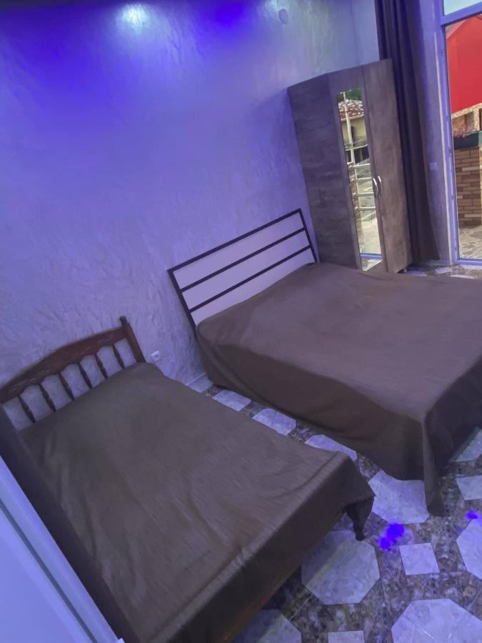 Guest House "Sulo" Kobuleti Bagian luar foto