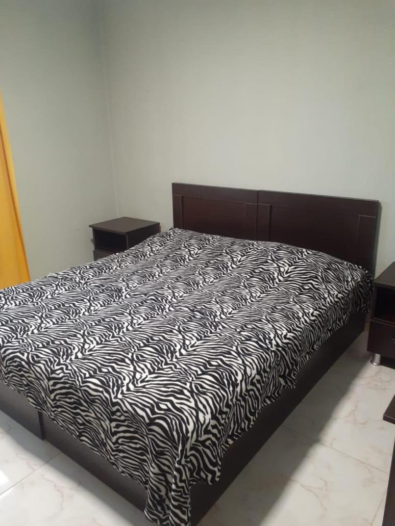 Guest House "Sulo" Kobuleti Bagian luar foto